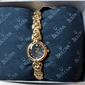 Commerce Root woman’s Dress Watch